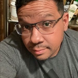 Meet your Posher, Flavio matias